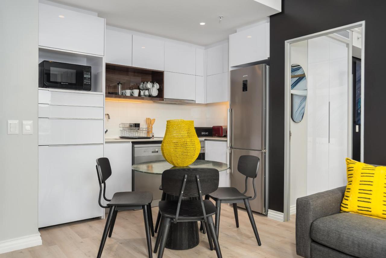16 On Bree Luxury Apartments 케이프타운 외부 사진