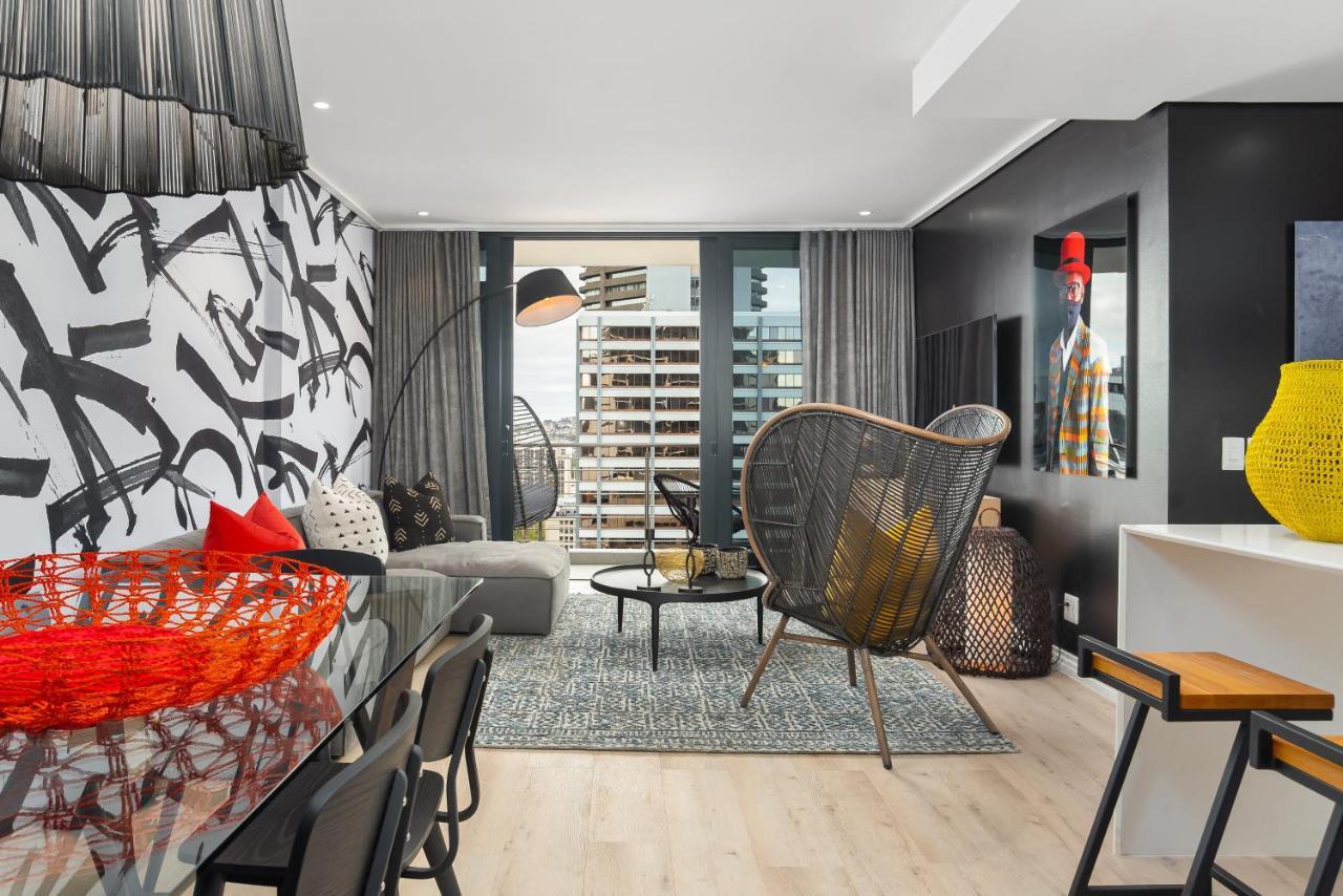 16 On Bree Luxury Apartments 케이프타운 외부 사진